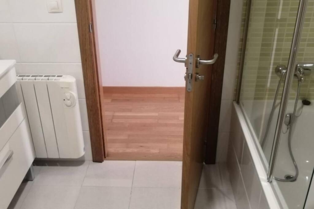 Acogedor Apartamento Atico En El Centro De O Porriño المظهر الخارجي الصورة